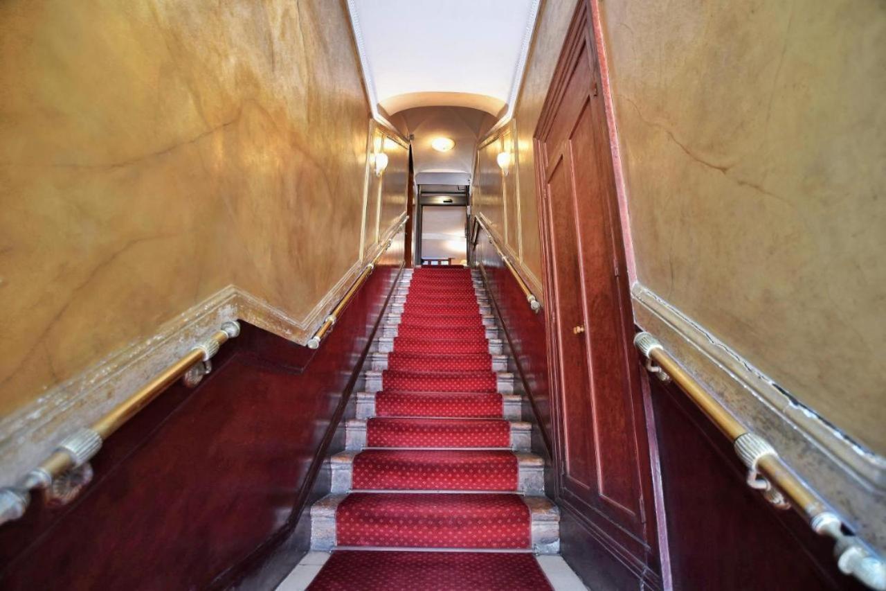 Bed and Breakfast Al Massimo Piacere Palermo Esterno foto